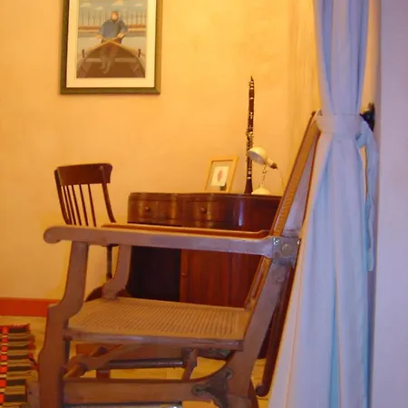 Des Sages 3* Aubussargues
