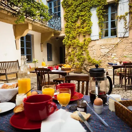 Des Sages Couette-café 3*