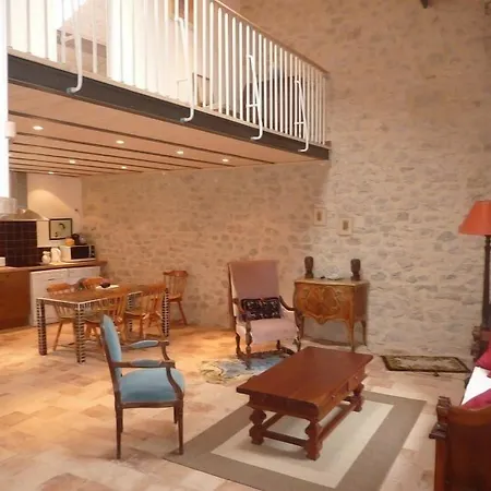 Des Sages Couette-café 3*