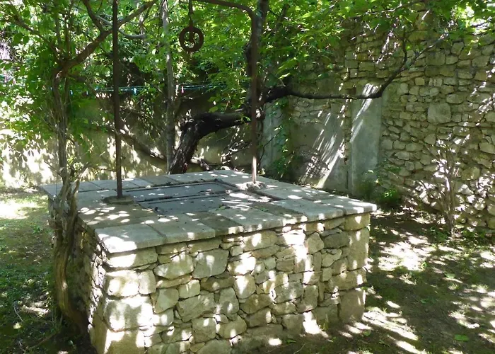 Des Sages Aubussargues